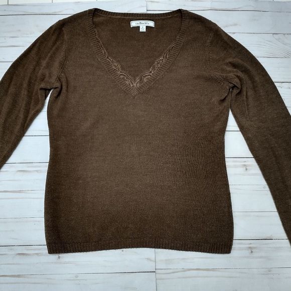 Bass & Co. brown v-neck sweater, size S - Picture 1 of 5